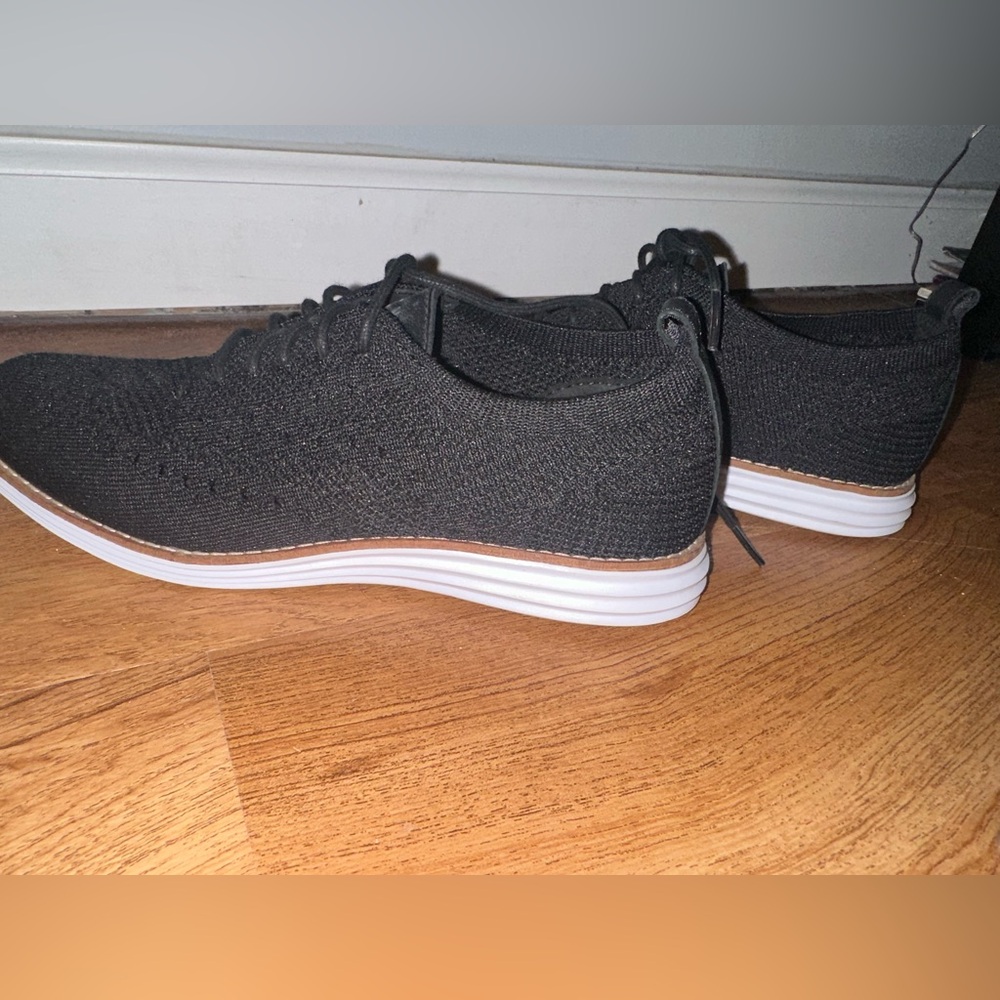 *new without tags* women’s Cole Haan shoes
